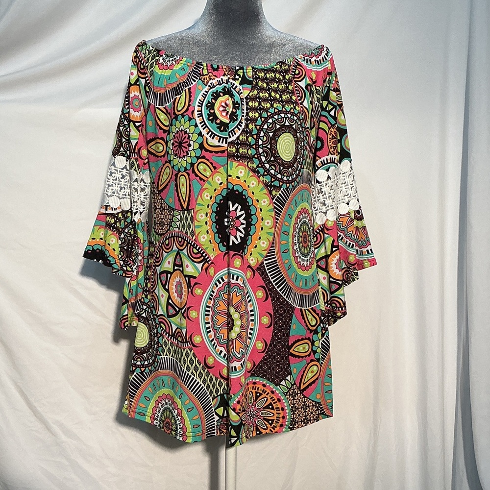 Vibrant Mandala Print Women's tunic